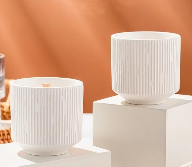 Custom Logo Decorative Nordic Small Custom Wholesale Empty Ceramic Candle Container Luxury Candle Jar Vessels